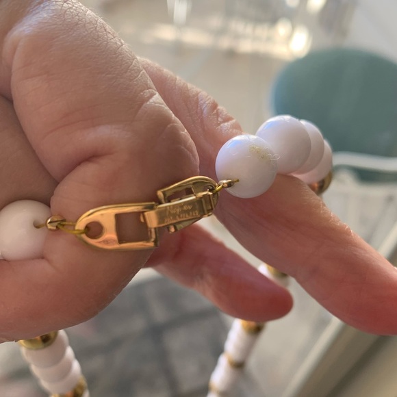 White & Gold Beaded Necklace - Picture 2 of 2